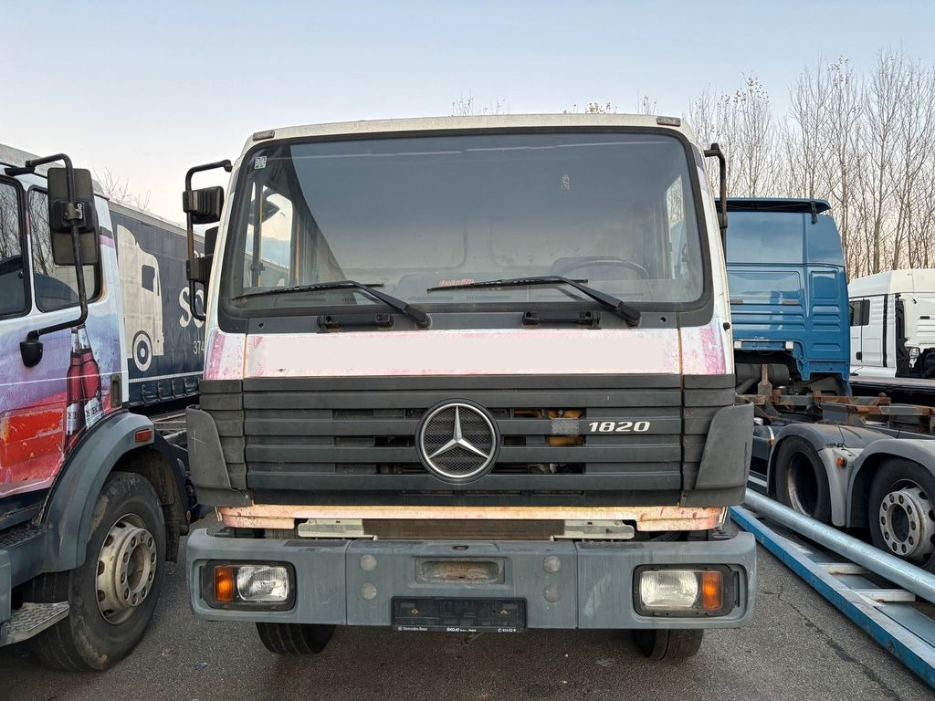 Mercedes-Benz 1820 AP Achse/Blatt/5x vorhanden - Kuorma-auto alusta: kuva Mercedes-Benz 1820 AP Achse/Blatt/5x vorhanden - Kuorma-auto alusta Mercedes-Benz 1820 AP Achse/Blatt/5x vorhanden - Kuorma-auto alusta: kuva Mercedes-Benz 1820 AP Achse/Blatt/5x vorhanden - Kuorma-auto alusta