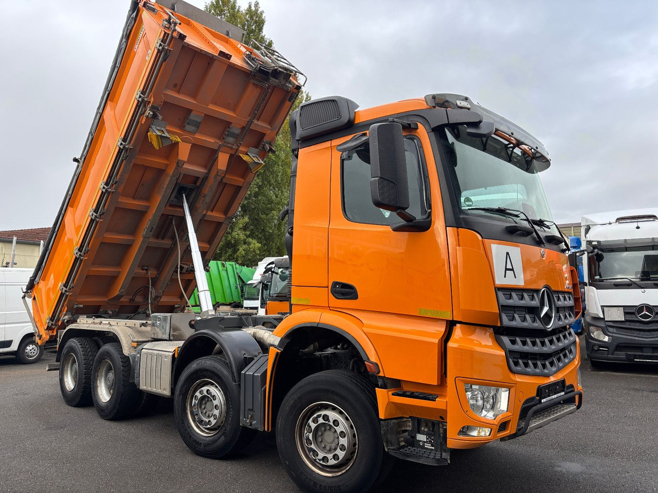 Mercedes-Benz Arocs 3248 8x4 MP5 Bordmatik/Klima/Plane - Kippiauto kuorma-auto: kuva Mercedes-Benz Arocs 3248 8x4 MP5 Bordmatik/Klima/Plane - Kippiauto kuorma-auto Mercedes-Benz Arocs 3248 8x4 MP5 Bordmatik/Klima/Plane - Kippiauto kuorma-auto: kuva Mercedes-Benz Arocs 3248 8x4 MP5 Bordmatik/Klima/Plane - Kippiauto kuorma-auto