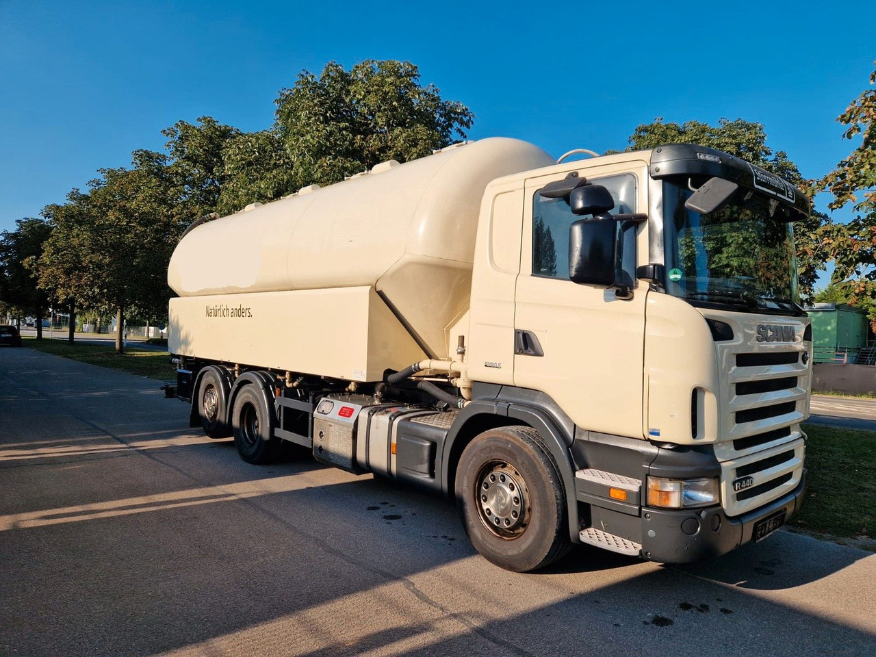 Scania R440 31m³ SILO 4 Kammer/Retarder/Kompressor/Lift - Säiliöauto: kuva Scania R440 31m³ SILO 4 Kammer/Retarder/Kompressor/Lift - Säiliöauto Scania R440 31m³ SILO 4 Kammer/Retarder/Kompressor/Lift - Säiliöauto: kuva Scania R440 31m³ SILO 4 Kammer/Retarder/Kompressor/Lift - Säiliöauto