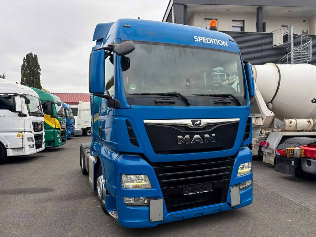 MAN TGX 18.460 MEGA/2Tanks/Ratarder/NAVI - Vetopöytäauto: kuva MAN TGX 18.460 MEGA/2Tanks/Ratarder/NAVI - Vetopöytäauto MAN TGX 18.460 MEGA/2Tanks/Ratarder/NAVI - Vetopöytäauto: kuva MAN TGX 18.460 MEGA/2Tanks/Ratarder/NAVI - Vetopöytäauto