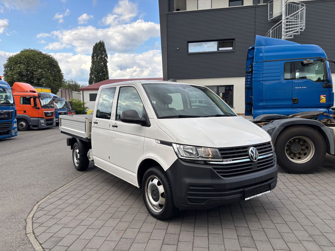 Volkswagen T6 Transporter 4Motion/150PS 2.0/DoKa/Klima - Avolava pakettiauto, Jatko-ohjaamo kevyt kuorma-auto: kuva Volkswagen T6 Transporter 4Motion/150PS 2.0/DoKa/Klima - Avolava pakettiauto, Jatko-ohjaamo kevyt kuorma-auto Volkswagen T6 Transporter 4Motion/150PS 2.0/DoKa/Klima - Avolava pakettiauto, Jatko-ohjaamo kevyt kuorma-auto: kuva Volkswagen T6 Transporter 4Motion/150PS 2.0/DoKa/Klima - Avolava pakettiauto, Jatko-ohjaamo kevyt kuorma-auto