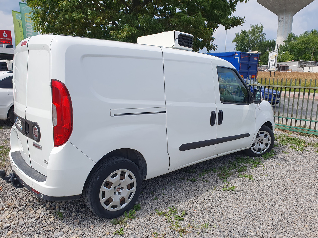 FIAT DOBLO LONG CHLODNIA carrier KLIMA EURO6 - Kylmäauto: kuva FIAT DOBLO LONG CHLODNIA carrier KLIMA EURO6 - Kylmäauto FIAT DOBLO LONG CHLODNIA carrier KLIMA EURO6 - Kylmäauto: kuva FIAT DOBLO LONG CHLODNIA carrier KLIMA EURO6 - Kylmäauto