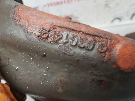 Claas Axos Series 340 Carraro 2019 Front Axle Swivel Housing Rhs 372019; 644804 - Etuakseli - Traktori: kuva Claas Axos Series 340 Carraro 2019 Front Axle Swivel Housing Rhs 372019; 644804 - Etuakseli - Traktori Claas Axos Series 340 Carraro 2019 Front Axle Swivel Housing Rhs 372019; 644804 - Etuakseli - Traktori: kuva Claas Axos Series 340 Carraro 2019 Front Axle Swivel Housing Rhs 372019; 644804 - Etuakseli - Traktori