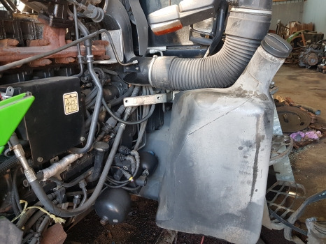 Deutz Agrotron M620 Fuel Tank 0.018.5344.3/10, 04438227/20 - Polttoainetankki: kuva Deutz Agrotron M620 Fuel Tank 0.018.5344.3/10, 04438227/20 - Polttoainetankki Deutz Agrotron M620 Fuel Tank 0.018.5344.3/10, 04438227/20 - Polttoainetankki: kuva Deutz Agrotron M620 Fuel Tank 0.018.5344.3/10, 04438227/20 - Polttoainetankki