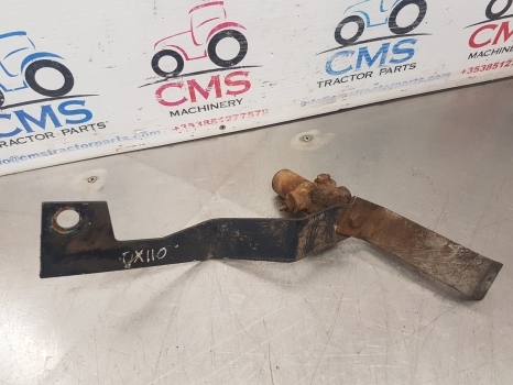 Deutz Dx110, Dx4, Dx6, Dxbis Brake Cylinder Bracket 04336258, 04336611 - Jarrusylinterit - Traktori: kuva  Deutz Dx110, Dx4, Dx6, Dxbis Brake Cylinder Bracket 04336258, 04336611 - Jarrusylinterit - Traktori Deutz Dx110, Dx4, Dx6, Dxbis Brake Cylinder Bracket 04336258, 04336611 - Jarrusylinterit - Traktori: kuva  Deutz Dx110, Dx4, Dx6, Dxbis Brake Cylinder Bracket 04336258, 04336611 - Jarrusylinterit - Traktori