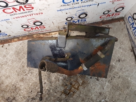 Deutz Dxbis110, 120, 85, 90, Dxab, Hydraulic Tank 04308278, 04338077 - Hydrauli säiliö - Traktori: kuva Deutz Dxbis110, 120, 85, 90, Dxab, Hydraulic Tank 04308278, 04338077 - Hydrauli säiliö - Traktori Deutz Dxbis110, 120, 85, 90, Dxab, Hydraulic Tank 04308278, 04338077 - Hydrauli säiliö - Traktori: kuva Deutz Dxbis110, 120, 85, 90, Dxab, Hydraulic Tank 04308278, 04338077 - Hydrauli säiliö - Traktori