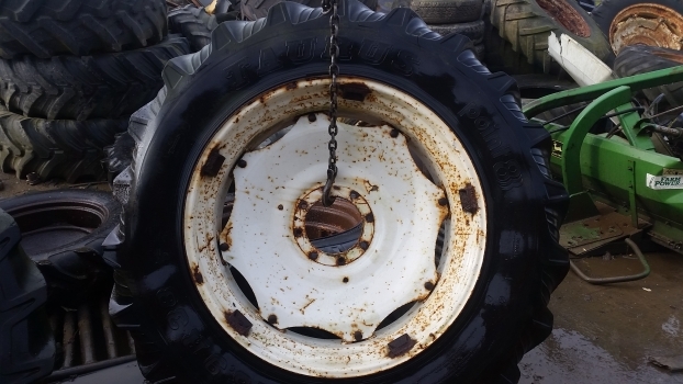 Fiat New Holland 90, 60, M, F Ser. 90-90 Rear Wheel Rim 15 X 38 5132488, 5185089 - Vanne - Traktori: kuva Fiat New Holland 90, 60, M, F Ser. 90-90 Rear Wheel Rim 15 X 38 5132488, 5185089 - Vanne - Traktori Fiat New Holland 90, 60, M, F Ser. 90-90 Rear Wheel Rim 15 X 38 5132488, 5185089 - Vanne - Traktori: kuva Fiat New Holland 90, 60, M, F Ser. 90-90 Rear Wheel Rim 15 X 38 5132488, 5185089 - Vanne - Traktori