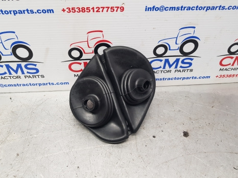 Ford 10, Tw 6610, 6810 Q Cab Gear Lever Gaiter Rubber Cover Boot E3nn7z066aa - Ohjaamo ja sisustus - Maatalouskoneet: kuva Ford 10, Tw 6610, 6810 Q Cab Gear Lever Gaiter Rubber Cover Boot E3nn7z066aa - Ohjaamo ja sisustus - Maatalouskoneet Ford 10, Tw 6610, 6810 Q Cab Gear Lever Gaiter Rubber Cover Boot E3nn7z066aa - Ohjaamo ja sisustus - Maatalouskoneet: kuva Ford 10, Tw 6610, 6810 Q Cab Gear Lever Gaiter Rubber Cover Boot E3nn7z066aa - Ohjaamo ja sisustus - Maatalouskoneet