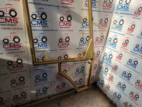 Ford 655, 550, 555 Loader, Digger, Cab Door Frame Rhs 83918765 - Ovi ja osat: kuva Ford 655, 550, 555 Loader, Digger, Cab Door Frame Rhs 83918765 - Ovi ja osat Ford 655, 550, 555 Loader, Digger, Cab Door Frame Rhs 83918765 - Ovi ja osat: kuva Ford 655, 550, 555 Loader, Digger, Cab Door Frame Rhs 83918765 - Ovi ja osat