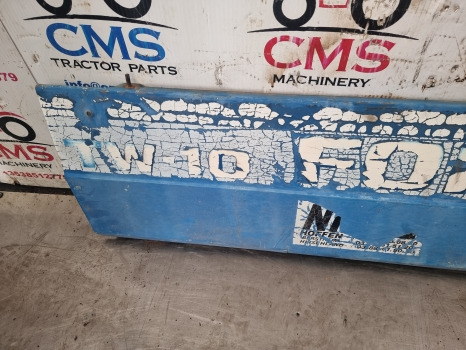 Ford Tw15, Tw, 30, 700 Series, Side Panel Lhs D6nn16619b, D5nn16619b, 83909170 - Päällirakenne ja ulkopinta: kuva Ford Tw15, Tw, 30, 700 Series, Side Panel Lhs D6nn16619b, D5nn16619b, 83909170 - Päällirakenne ja ulkopinta Ford Tw15, Tw, 30, 700 Series, Side Panel Lhs D6nn16619b, D5nn16619b, 83909170 - Päällirakenne ja ulkopinta: kuva Ford Tw15, Tw, 30, 700 Series, Side Panel Lhs D6nn16619b, D5nn16619b, 83909170 - Päällirakenne ja ulkopinta