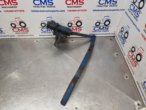 Fordson Major Pto Control Fork Assy, Check It By The Pictures - Vaihteisto: kuva  Fordson Major Pto Control Fork Assy, Check It By The Pictures - Vaihteisto Fordson Major Pto Control Fork Assy, Check It By The Pictures - Vaihteisto: kuva  Fordson Major Pto Control Fork Assy, Check It By The Pictures - Vaihteisto