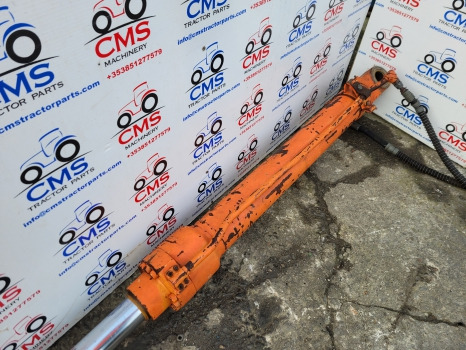 Hitachi Zaxis Zx 135 Us Bucket Ram Cylinder 9183014, 4423853 - Hydrauliikka: kuva  Hitachi Zaxis Zx 135 Us Bucket Ram Cylinder 9183014, 4423853 - Hydrauliikka Hitachi Zaxis Zx 135 Us Bucket Ram Cylinder 9183014, 4423853 - Hydrauliikka: kuva  Hitachi Zaxis Zx 135 Us Bucket Ram Cylinder 9183014, 4423853 - Hydrauliikka
