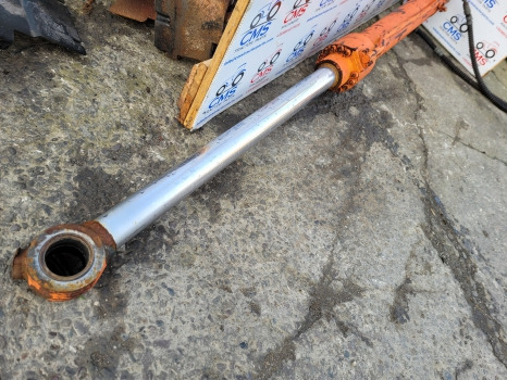 Hitachi Zaxis Zx 135 Us Bucket Ram Cylinder 9183014, 4423853 - Hydrauliikka: kuva  Hitachi Zaxis Zx 135 Us Bucket Ram Cylinder 9183014, 4423853 - Hydrauliikka Hitachi Zaxis Zx 135 Us Bucket Ram Cylinder 9183014, 4423853 - Hydrauliikka: kuva  Hitachi Zaxis Zx 135 Us Bucket Ram Cylinder 9183014, 4423853 - Hydrauliikka