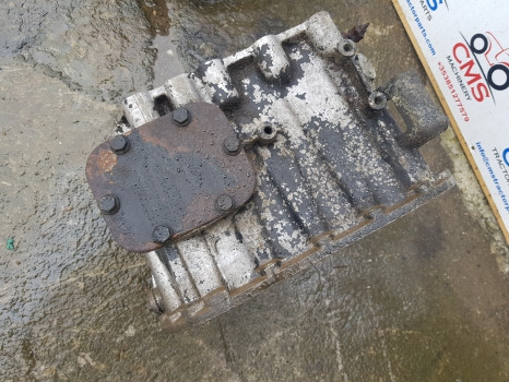 Vaihdelaatikko Jcb Fastrac 1115, 1135, 185, 125 Transmission Gearbox Housing Front 454/46604: kuva Vaihdelaatikko Jcb Fastrac 1115, 1135, 185, 125 Transmission Gearbox Housing Front 454/46604
