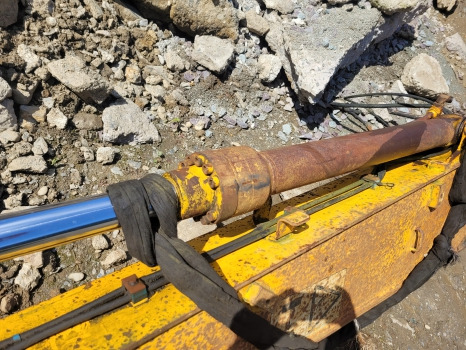 Jcb Jz140, Js130, Js145 Bucket Ram Cylinder 331/41477, 332/k5378, 331/17714 - Hydraulisylinteri - Kaivuri: kuva Jcb Jz140, Js130, Js145 Bucket Ram Cylinder 331/41477, 332/k5378, 331/17714 - Hydraulisylinteri - Kaivuri Jcb Jz140, Js130, Js145 Bucket Ram Cylinder 331/41477, 332/k5378, 331/17714 - Hydraulisylinteri - Kaivuri: kuva Jcb Jz140, Js130, Js145 Bucket Ram Cylinder 331/41477, 332/k5378, 331/17714 - Hydraulisylinteri - Kaivuri