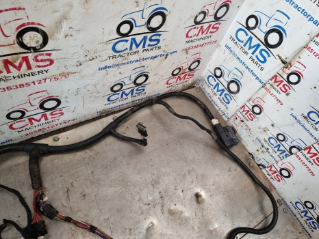 John Deere 6145r, 6155r, 6130r, Wiring Loom Complete Al219919, Al217846 - Kaapelit/ Johdot: kuva John Deere 6145r, 6155r, 6130r, Wiring Loom Complete Al219919, Al217846 - Kaapelit/ Johdot John Deere 6145r, 6155r, 6130r, Wiring Loom Complete Al219919, Al217846 - Kaapelit/ Johdot: kuva John Deere 6145r, 6155r, 6130r, Wiring Loom Complete Al219919, Al217846 - Kaapelit/ Johdot