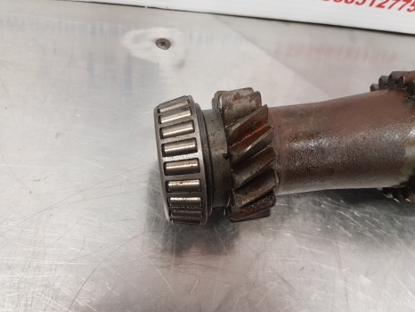 John Deere 6610, 6510, 6310, 6410transmission Drive Shaft 50km L112410 - Vetoakseli - Traktori: kuva  John Deere 6610, 6510, 6310, 6410transmission Drive Shaft 50km L112410 - Vetoakseli - Traktori John Deere 6610, 6510, 6310, 6410transmission Drive Shaft 50km L112410 - Vetoakseli - Traktori: kuva  John Deere 6610, 6510, 6310, 6410transmission Drive Shaft 50km L112410 - Vetoakseli - Traktori