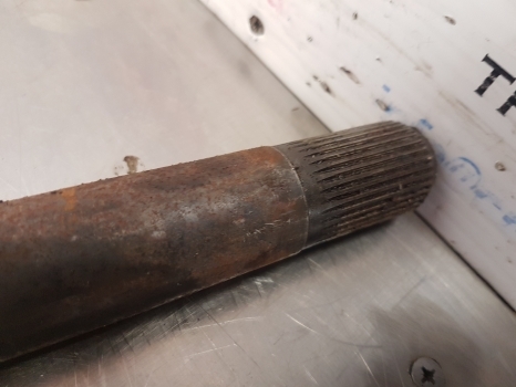 Massey Ferguson 2620, 2720, 2640, 2680 Pto Drive Shaft 36 Splines 3052679m2 - Vetoakseli - Traktori: kuva  Massey Ferguson 2620, 2720, 2640, 2680 Pto Drive Shaft 36 Splines 3052679m2 - Vetoakseli - Traktori Massey Ferguson 2620, 2720, 2640, 2680 Pto Drive Shaft 36 Splines 3052679m2 - Vetoakseli - Traktori: kuva  Massey Ferguson 2620, 2720, 2640, 2680 Pto Drive Shaft 36 Splines 3052679m2 - Vetoakseli - Traktori