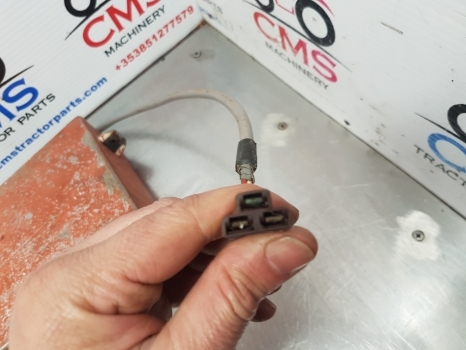 Massey Ferguson 575, 565, 590 Light Housing Right 2525778k1 - Valo/ Valaistus - Traktori: kuva Massey Ferguson 575, 565, 590 Light Housing Right 2525778k1 - Valo/ Valaistus - Traktori Massey Ferguson 575, 565, 590 Light Housing Right 2525778k1 - Valo/ Valaistus - Traktori: kuva Massey Ferguson 575, 565, 590 Light Housing Right 2525778k1 - Valo/ Valaistus - Traktori