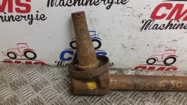 Massey Ferguson Steering Spindle 100, 200, 500, 600 Series 897475m96 897475m95 - Olka-akseli - Traktori: kuva Massey Ferguson Steering Spindle 100, 200, 500, 600 Series 897475m96 897475m95 - Olka-akseli - Traktori Massey Ferguson Steering Spindle 100, 200, 500, 600 Series 897475m96 897475m95 - Olka-akseli - Traktori: kuva Massey Ferguson Steering Spindle 100, 200, 500, 600 Series 897475m96 897475m95 - Olka-akseli - Traktori