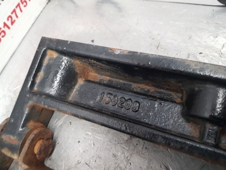 New Holland Case Puma T6000, T7 T7.200 Hood Bonnet Support 84153356, 87353681 - Suojuskoppa - Traktori: kuva  New Holland Case Puma T6000, T7 T7.200 Hood Bonnet Support 84153356, 87353681 - Suojuskoppa - Traktori New Holland Case Puma T6000, T7 T7.200 Hood Bonnet Support 84153356, 87353681 - Suojuskoppa - Traktori: kuva  New Holland Case Puma T6000, T7 T7.200 Hood Bonnet Support 84153356, 87353681 - Suojuskoppa - Traktori