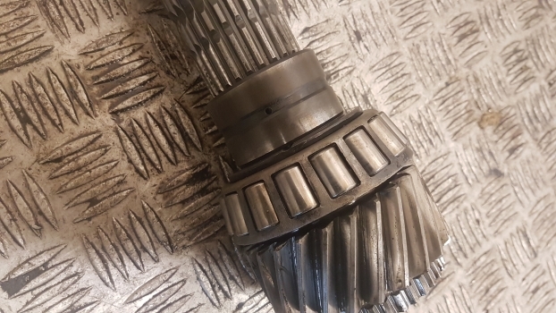 Vaihteisto - Traktori New Holland Fiat 60, M, Tm Series Tm120, Tm130 Transmission Main Shaft 5180811: kuva Vaihteisto - Traktori New Holland Fiat 60, M, Tm Series Tm120, Tm130 Transmission Main Shaft 5180811