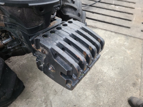 New Holland T4, T4000, Tn T4.90 V Case Quantum Series Front Weight Kit 5199312, - Vastapaino: kuva New Holland T4, T4000, Tn T4.90 V Case Quantum Series Front Weight Kit 5199312, - Vastapaino New Holland T4, T4000, Tn T4.90 V Case Quantum Series Front Weight Kit 5199312, - Vastapaino: kuva New Holland T4, T4000, Tn T4.90 V Case Quantum Series Front Weight Kit 5199312, - Vastapaino
