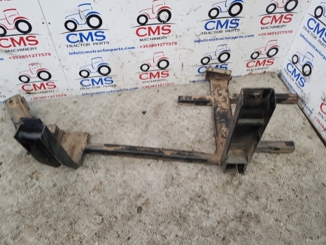 New Holland T8 Steyr Profi Case Maxxum 145 Fuel Tank Bracket Support 47861975 - Polttoainetankki - Traktori: kuva  New Holland T8 Steyr Profi Case Maxxum 145 Fuel Tank Bracket Support 47861975 - Polttoainetankki - Traktori New Holland T8 Steyr Profi Case Maxxum 145 Fuel Tank Bracket Support 47861975 - Polttoainetankki - Traktori: kuva  New Holland T8 Steyr Profi Case Maxxum 145 Fuel Tank Bracket Support 47861975 - Polttoainetankki - Traktori