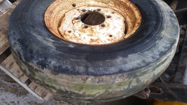 Old Stock Old Stock Wheel And Tyre Pair 7.5 - 16 1b01 - Täydellinen pyörä - Traktori: kuva Old Stock Old Stock Wheel And Tyre Pair 7.5 - 16 1b01 - Täydellinen pyörä - Traktori Old Stock Old Stock Wheel And Tyre Pair 7.5 - 16 1b01 - Täydellinen pyörä - Traktori: kuva Old Stock Old Stock Wheel And Tyre Pair 7.5 - 16 1b01 - Täydellinen pyörä - Traktori