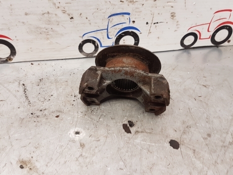 Terex Matbro T252 Tr 250 Axle Drive Shaft Coupling - Vetoakseli - Kurottaja: kuva Terex Matbro T252 Tr 250 Axle Drive Shaft Coupling - Vetoakseli - Kurottaja Terex Matbro T252 Tr 250 Axle Drive Shaft Coupling - Vetoakseli - Kurottaja: kuva Terex Matbro T252 Tr 250 Axle Drive Shaft Coupling - Vetoakseli - Kurottaja