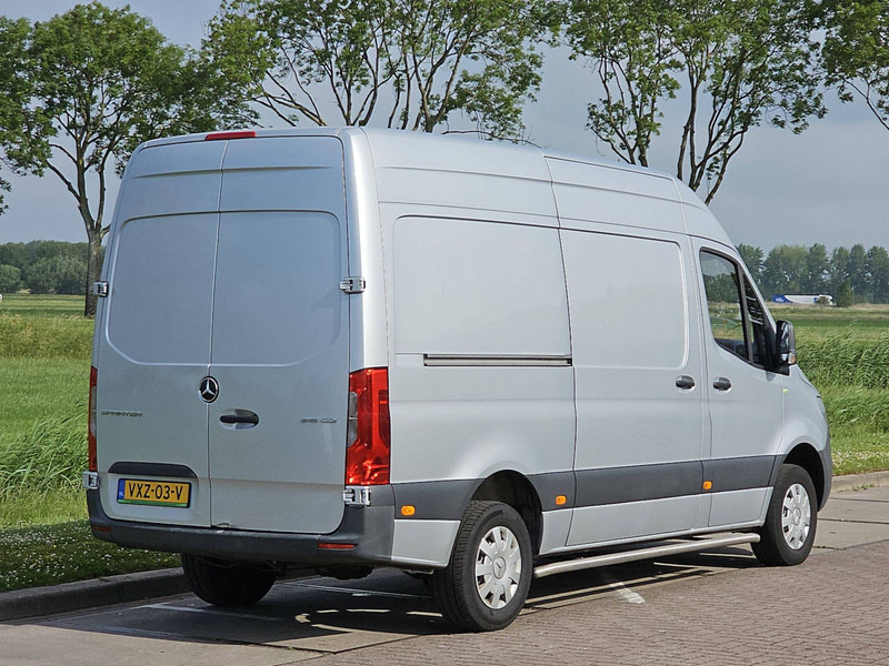 Mercedes-Benz Sprinter 316 L2H2 RWD Airco Euro6 - Pakettiauto: kuva Mercedes-Benz Sprinter 316 L2H2 RWD Airco Euro6 - Pakettiauto Mercedes-Benz Sprinter 316 L2H2 RWD Airco Euro6 - Pakettiauto: kuva Mercedes-Benz Sprinter 316 L2H2 RWD Airco Euro6 - Pakettiauto