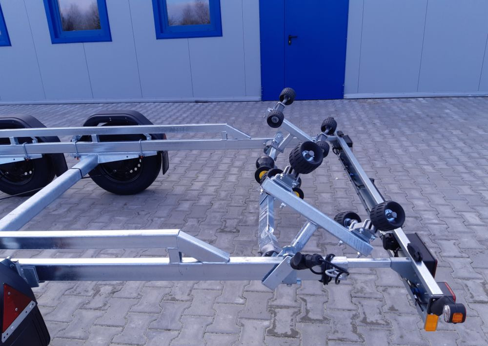 BRENDERUP 242500 TB SR | 2500 kg / 720 x 220 cm - Venetraileri: kuva BRENDERUP 242500 TB SR | 2500 kg / 720 x 220 cm - Venetraileri BRENDERUP 242500 TB SR | 2500 kg / 720 x 220 cm - Venetraileri: kuva BRENDERUP 242500 TB SR | 2500 kg / 720 x 220 cm - Venetraileri