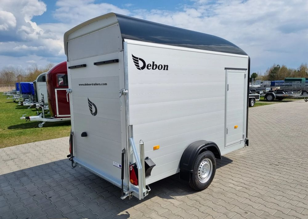 DEBON Debon C 300 Alu + drzwi boczne 300x155 cm Cheval Liberte - Umpikori perävaunu: kuva DEBON Debon C 300 Alu + drzwi boczne 300x155 cm Cheval Liberte - Umpikori perävaunu DEBON Debon C 300 Alu + drzwi boczne 300x155 cm Cheval Liberte - Umpikori perävaunu: kuva DEBON Debon C 300 Alu + drzwi boczne 300x155 cm Cheval Liberte - Umpikori perävaunu