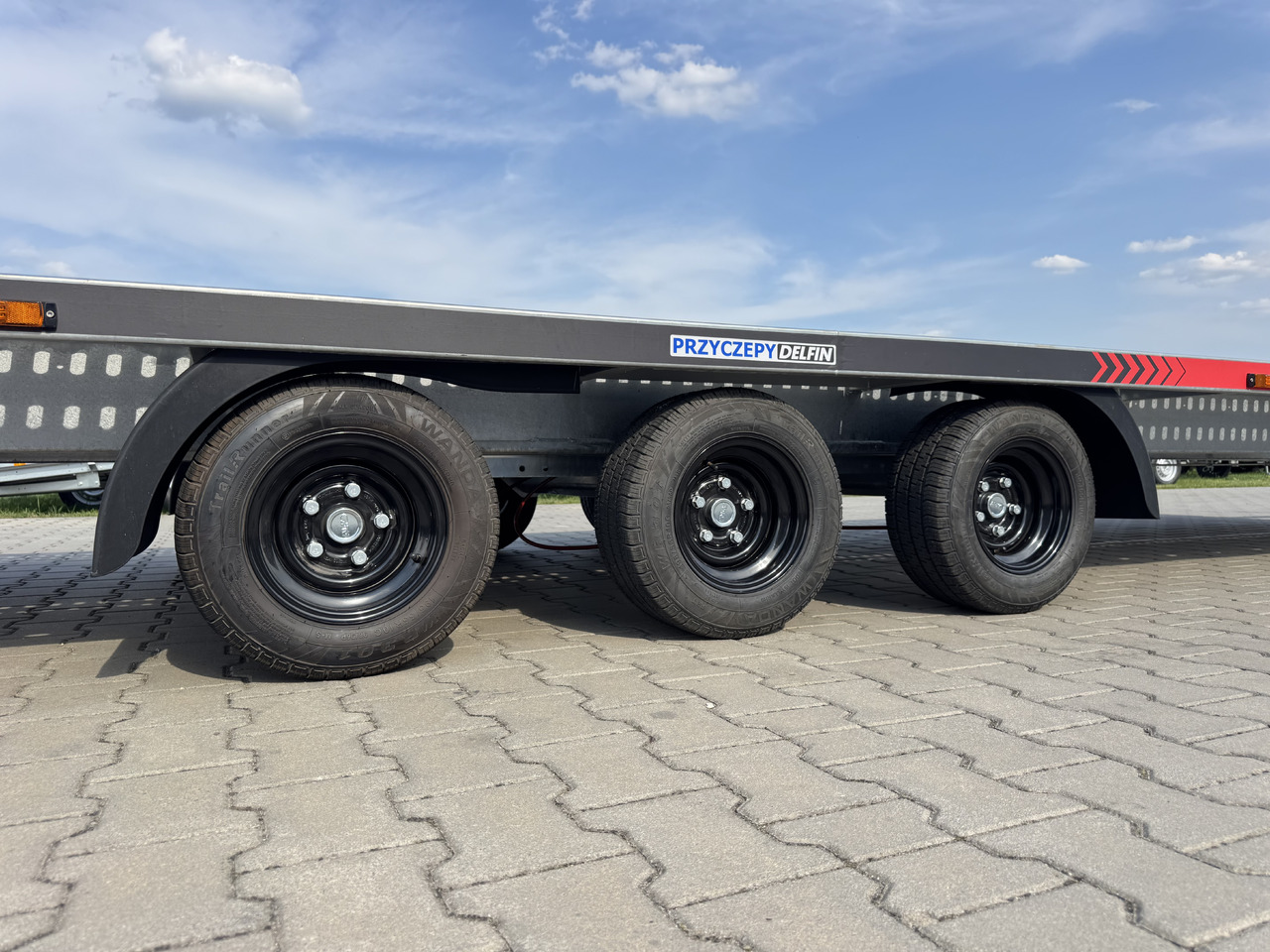 LORRIES PL35-8521 laweta na dwa auta 3500kg wypełnienie podłogi ALU 3 osie - Kuljetin perävaunu: kuva LORRIES PL35-8521 laweta na dwa auta 3500kg wypełnienie podłogi ALU 3 osie - Kuljetin perävaunu LORRIES PL35-8521 laweta na dwa auta 3500kg wypełnienie podłogi ALU 3 osie - Kuljetin perävaunu: kuva LORRIES PL35-8521 laweta na dwa auta 3500kg wypełnienie podłogi ALU 3 osie - Kuljetin perävaunu