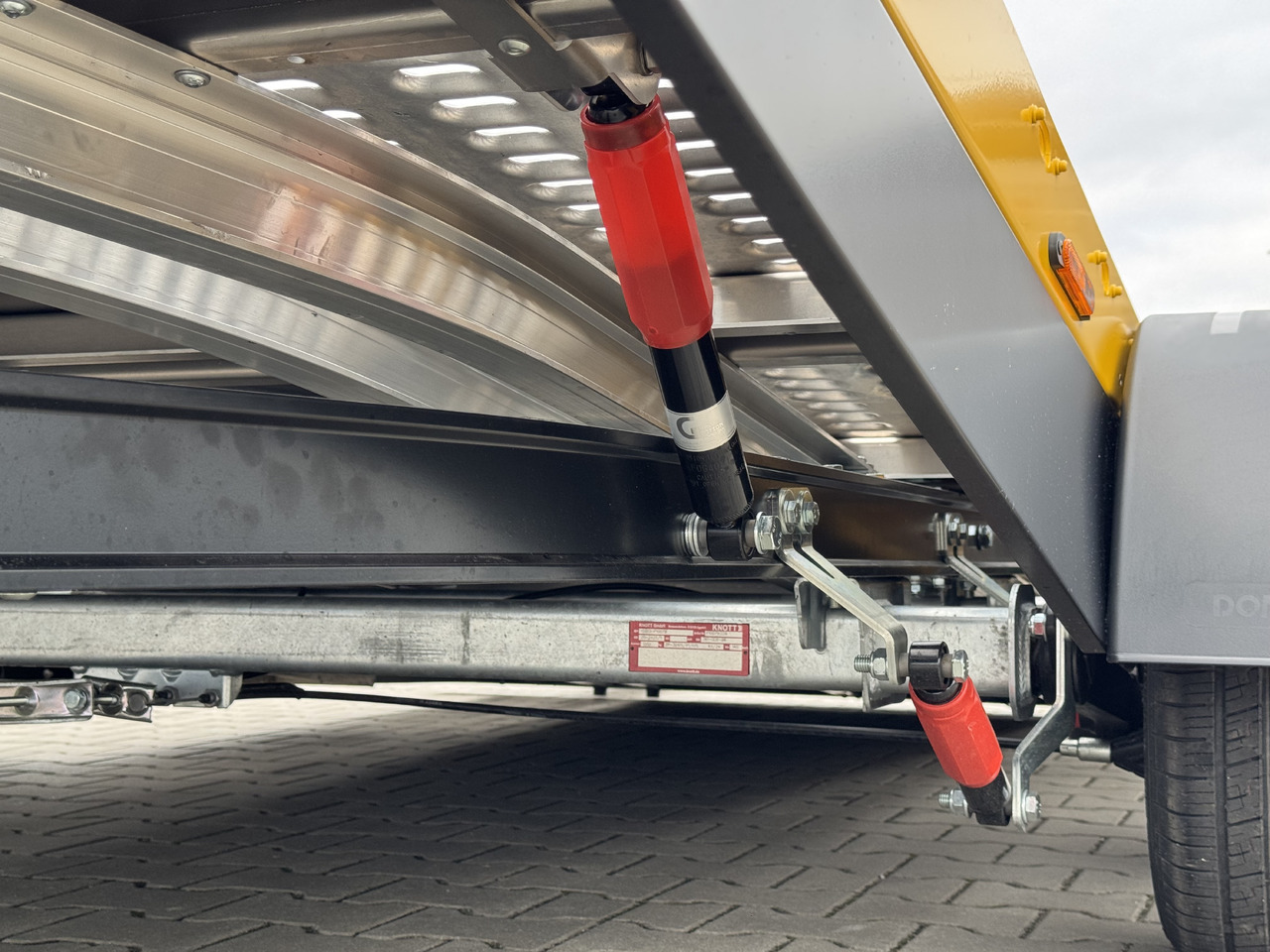 Uusi Kuljetin perävaunu Lorries PLAXX27-4520 – laweta aluminiowa 2,7T: kuva Uusi Kuljetin perävaunu Lorries PLAXX27-4520 – laweta aluminiowa 2,7T