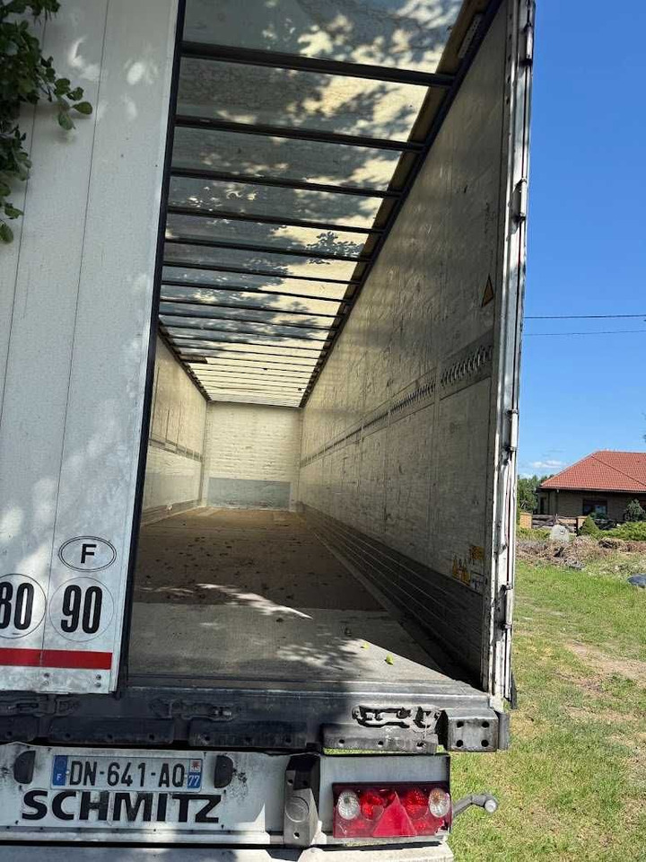 Schmitz Izoterma Kontener Box, 2015 r , z Francji - Umpikori puoliperävaunu: kuva  Schmitz Izoterma Kontener Box, 2015 r , z Francji - Umpikori puoliperävaunu Schmitz Izoterma Kontener Box, 2015 r , z Francji - Umpikori puoliperävaunu: kuva  Schmitz Izoterma Kontener Box, 2015 r , z Francji - Umpikori puoliperävaunu