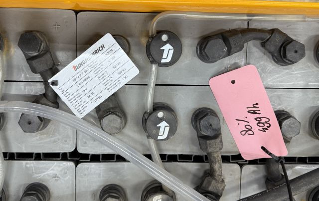 Jungheinrich unknown | 48 4PZS620 year 20/2020 sn. C81179598 dimensions 1220x355  - Akku - Materiaalinkäsittely: kuva Jungheinrich unknown | 48 4PZS620 year 20/2020 sn. C81179598 dimensions 1220x355  - Akku - Materiaalinkäsittely Jungheinrich unknown | 48 4PZS620 year 20/2020 sn. C81179598 dimensions 1220x355  - Akku - Materiaalinkäsittely: kuva Jungheinrich unknown | 48 4PZS620 year 20/2020 sn. C81179598 dimensions 1220x355  - Akku - Materiaalinkäsittely