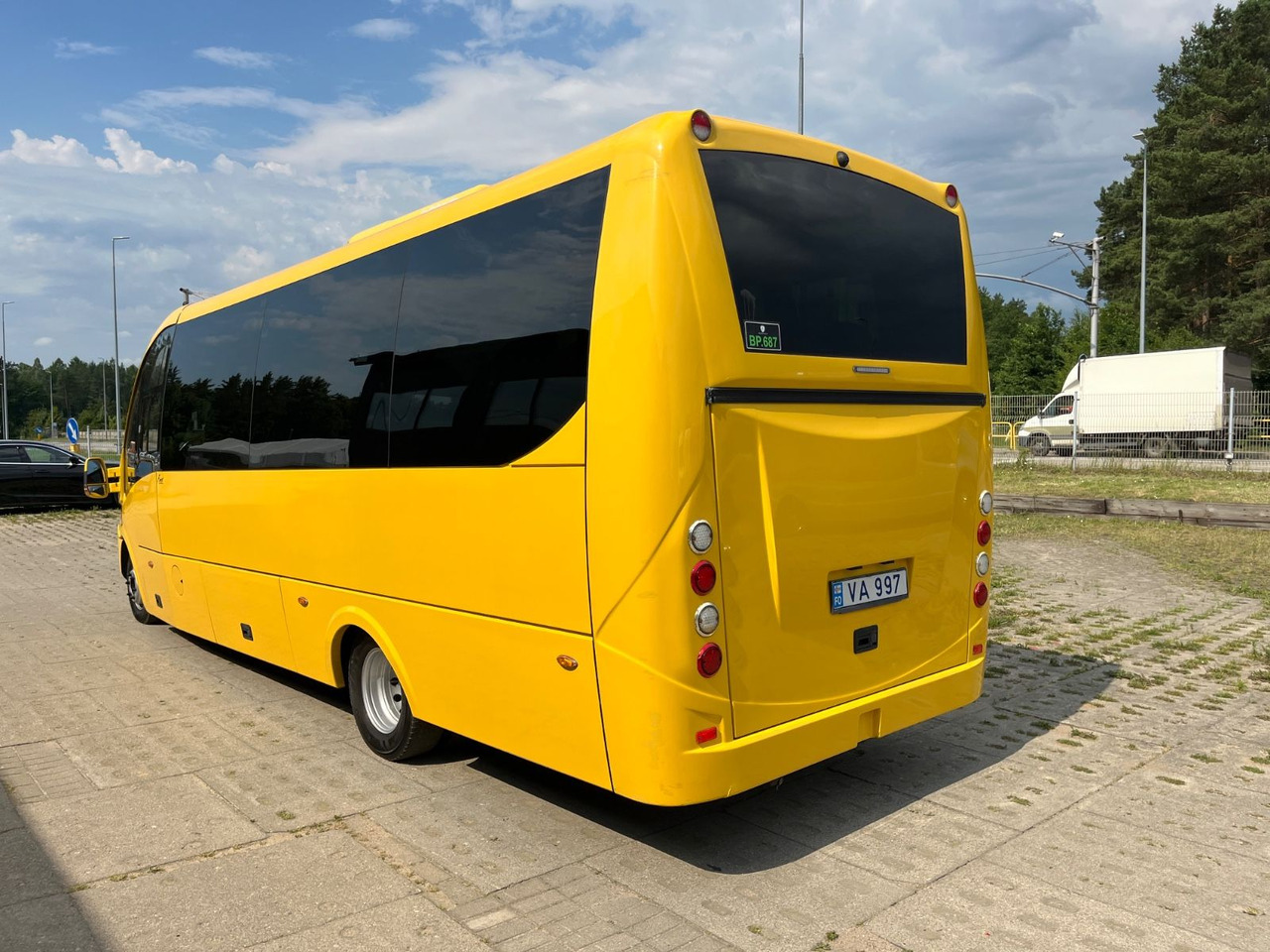 Iveco Rosero First / 24+1+1 / Telma/ EURO6 - Turistibussi: kuva  Iveco Rosero First / 24+1+1 / Telma/ EURO6 - Turistibussi Iveco Rosero First / 24+1+1 / Telma/ EURO6 - Turistibussi: kuva  Iveco Rosero First / 24+1+1 / Telma/ EURO6 - Turistibussi