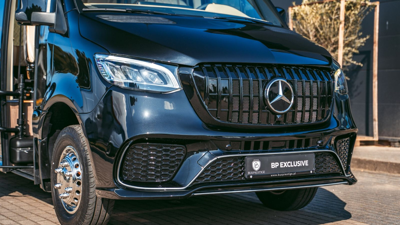 Mercedes-Benz Sprinter 519 Luxury Bus / 19+1+1 / Panorama XL - Minibussi, Pikkubussi: kuva Mercedes-Benz Sprinter 519 Luxury Bus / 19+1+1 / Panorama XL - Minibussi, Pikkubussi Mercedes-Benz Sprinter 519 Luxury Bus / 19+1+1 / Panorama XL - Minibussi, Pikkubussi: kuva Mercedes-Benz Sprinter 519 Luxury Bus / 19+1+1 / Panorama XL - Minibussi, Pikkubussi