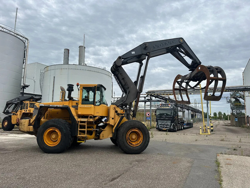 Volvo L180 C High Lift - Metsäperävaunu: kuva Volvo L180 C High Lift - Metsäperävaunu Volvo L180 C High Lift - Metsäperävaunu: kuva Volvo L180 C High Lift - Metsäperävaunu