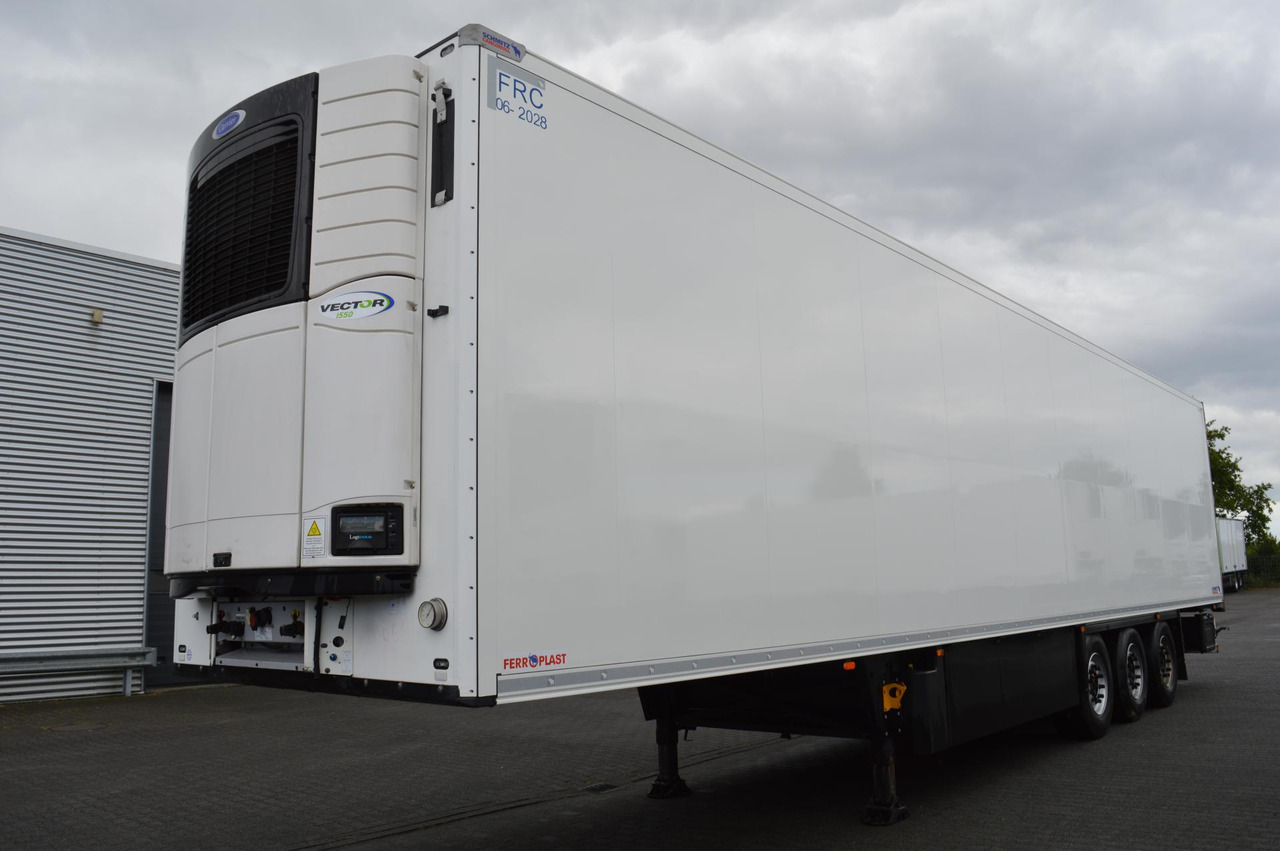 Schmitz Cargobull SKO FP 45 Carrier Vector 1550 - Refrigeraattori puoliperävaunu: kuva Schmitz Cargobull SKO FP 45 Carrier Vector 1550 - Refrigeraattori puoliperävaunu Schmitz Cargobull SKO FP 45 Carrier Vector 1550 - Refrigeraattori puoliperävaunu: kuva Schmitz Cargobull SKO FP 45 Carrier Vector 1550 - Refrigeraattori puoliperävaunu