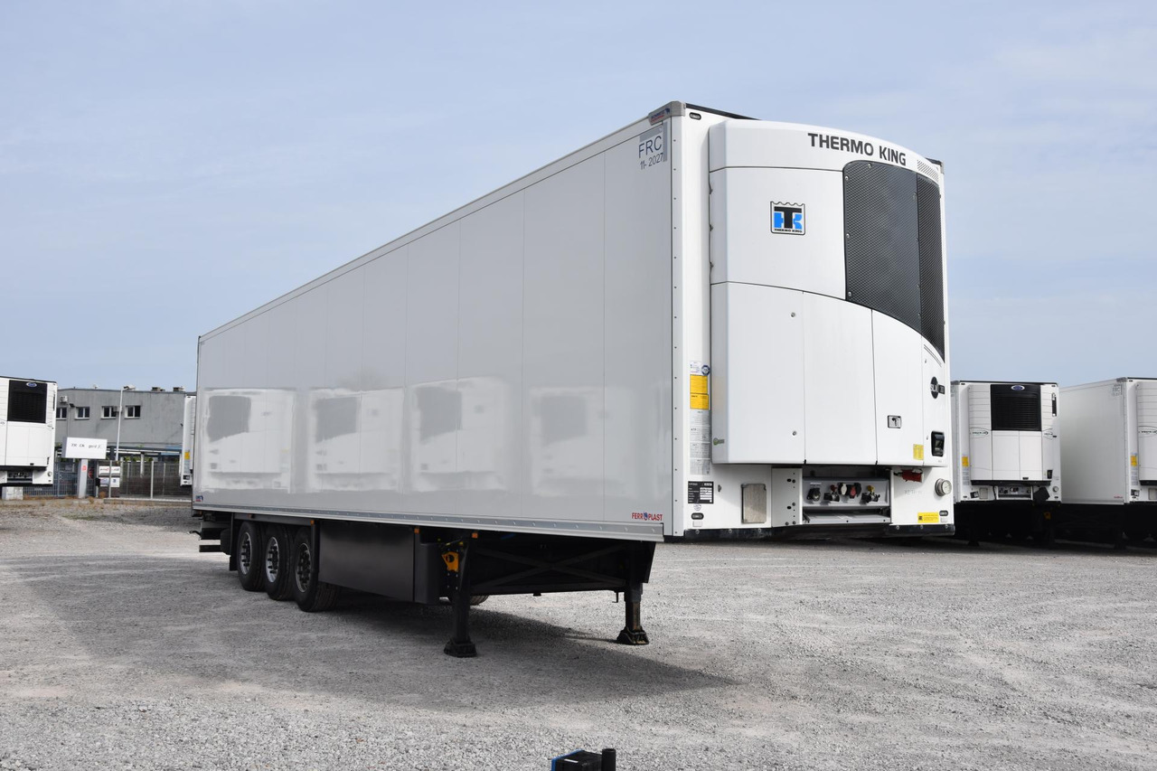 Schmitz Cargobull SKO FP 60 ThermoKing SLXi 300 - Refrigeraattori puoliperävaunu: kuva Schmitz Cargobull SKO FP 60 ThermoKing SLXi 300 - Refrigeraattori puoliperävaunu Schmitz Cargobull SKO FP 60 ThermoKing SLXi 300 - Refrigeraattori puoliperävaunu: kuva Schmitz Cargobull SKO FP 60 ThermoKing SLXi 300 - Refrigeraattori puoliperävaunu
