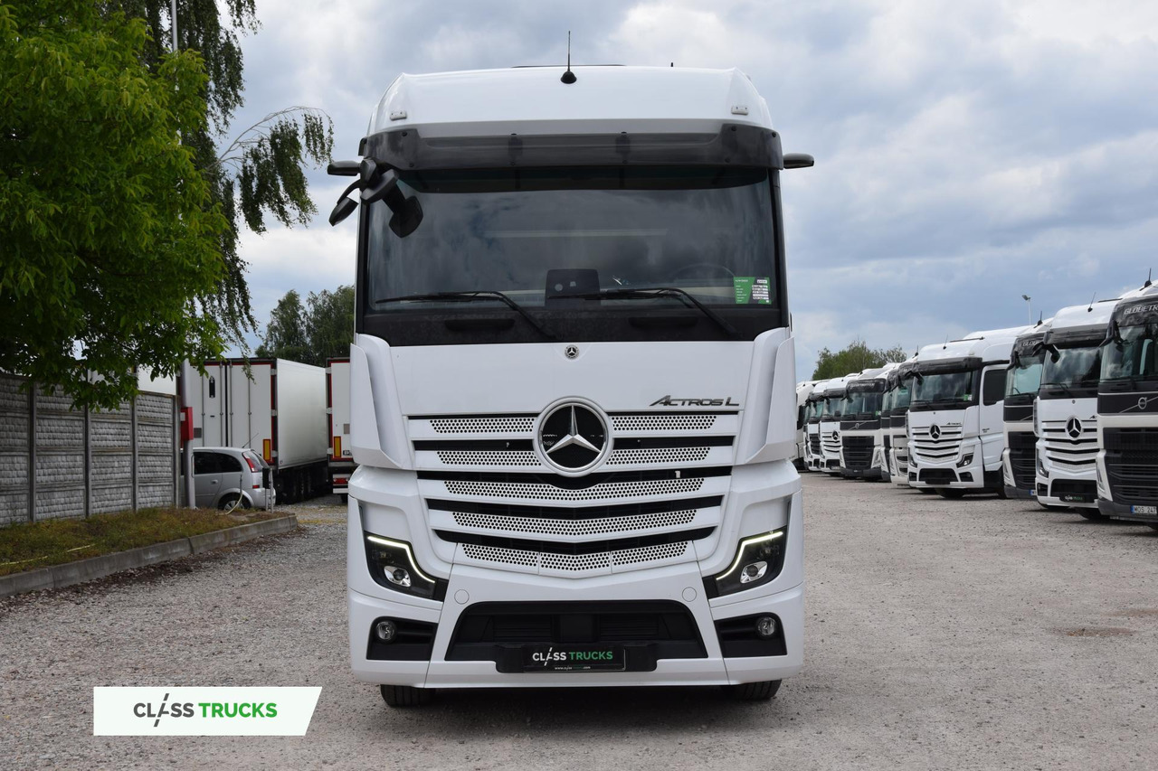 Mercedes-Benz Actros 5 1845 BigSpace Adaptive Cruise Control - Vetopöytäauto: kuva Mercedes-Benz Actros 5 1845 BigSpace Adaptive Cruise Control - Vetopöytäauto Mercedes-Benz Actros 5 1845 BigSpace Adaptive Cruise Control - Vetopöytäauto: kuva Mercedes-Benz Actros 5 1845 BigSpace Adaptive Cruise Control - Vetopöytäauto
