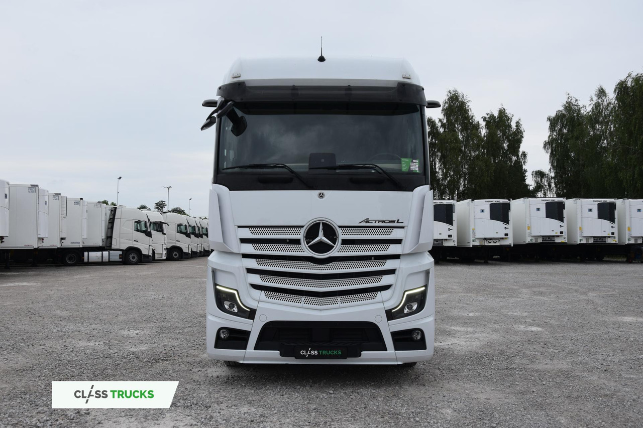 Mercedes-Benz Actros 5 1845 BigSpace Adaptive Cruise Control - Vetopöytäauto: kuva Mercedes-Benz Actros 5 1845 BigSpace Adaptive Cruise Control - Vetopöytäauto Mercedes-Benz Actros 5 1845 BigSpace Adaptive Cruise Control - Vetopöytäauto: kuva Mercedes-Benz Actros 5 1845 BigSpace Adaptive Cruise Control - Vetopöytäauto
