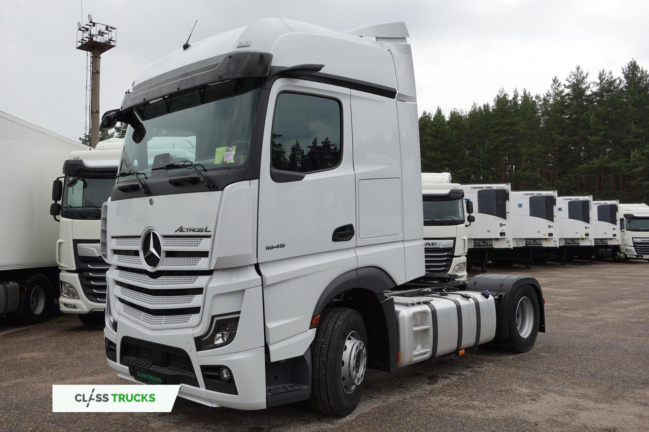 Mercedes-Benz Actros 5 1845 BigSpace Adaptive Cruise Control - Vetopöytäauto: kuva Mercedes-Benz Actros 5 1845 BigSpace Adaptive Cruise Control - Vetopöytäauto Mercedes-Benz Actros 5 1845 BigSpace Adaptive Cruise Control - Vetopöytäauto: kuva Mercedes-Benz Actros 5 1845 BigSpace Adaptive Cruise Control - Vetopöytäauto