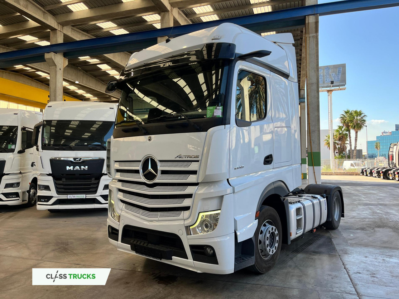Mercedes-Benz Actros 5 1845 BigSpace - Vetopöytäauto: kuva Mercedes-Benz Actros 5 1845 BigSpace - Vetopöytäauto Mercedes-Benz Actros 5 1845 BigSpace - Vetopöytäauto: kuva Mercedes-Benz Actros 5 1845 BigSpace - Vetopöytäauto