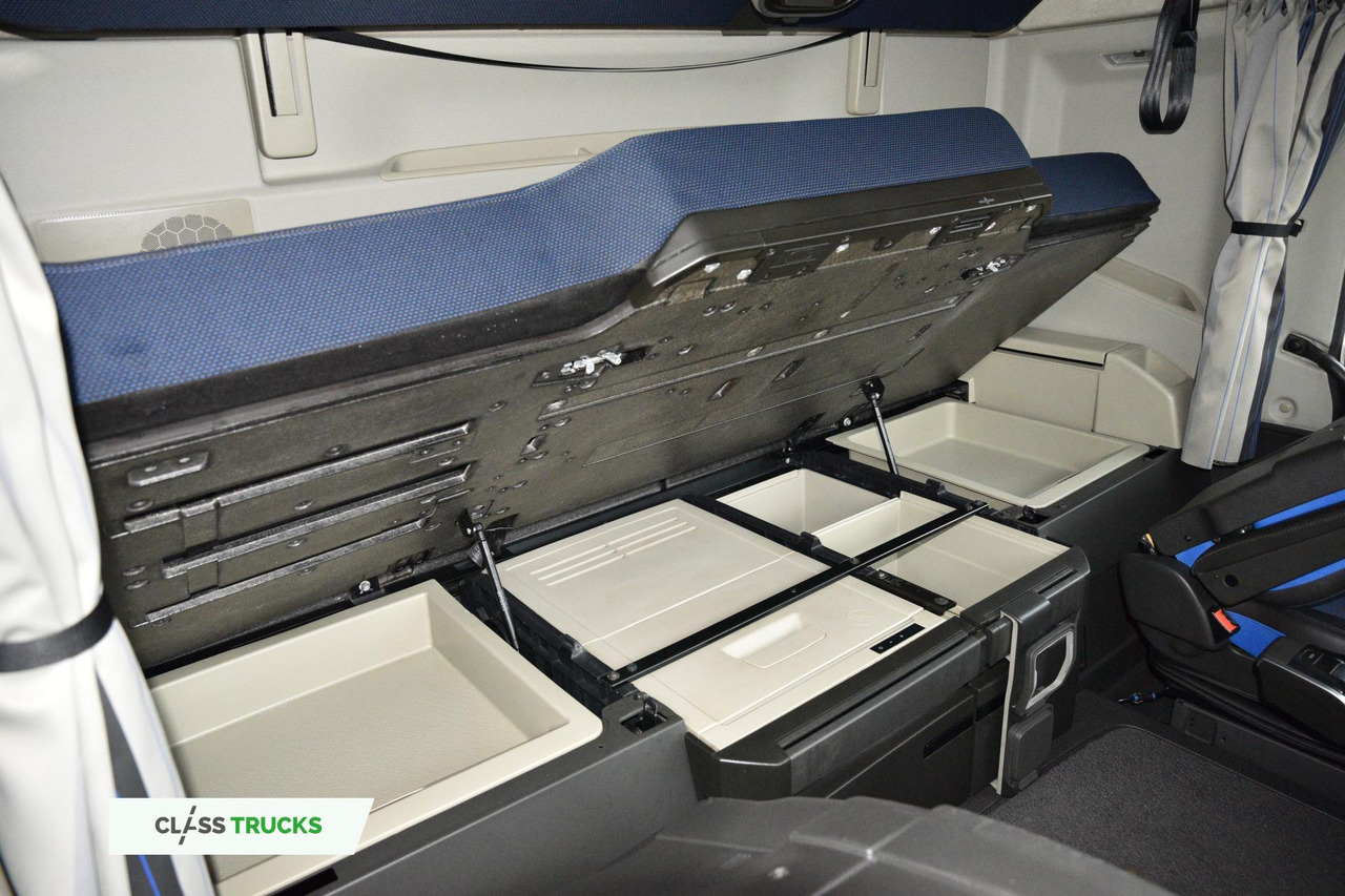 Volvo FH 460 Globetrotter XL Varios i-Save - Vetopöytäauto: kuva Volvo FH 460 Globetrotter XL Varios i-Save - Vetopöytäauto Volvo FH 460 Globetrotter XL Varios i-Save - Vetopöytäauto: kuva Volvo FH 460 Globetrotter XL Varios i-Save - Vetopöytäauto