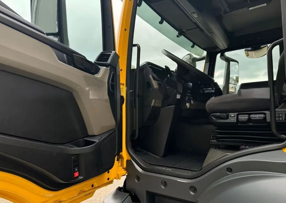 MAN TGS 26.430 6x2-4 – platforma z żurawiem FASSI F235- Euro 6 - Nosturiauto, Lava-kuorma-auto: kuva MAN TGS 26.430 6x2-4 – platforma z żurawiem FASSI F235- Euro 6 - Nosturiauto, Lava-kuorma-auto MAN TGS 26.430 6x2-4 – platforma z żurawiem FASSI F235- Euro 6 - Nosturiauto, Lava-kuorma-auto: kuva MAN TGS 26.430 6x2-4 – platforma z żurawiem FASSI F235- Euro 6 - Nosturiauto, Lava-kuorma-auto