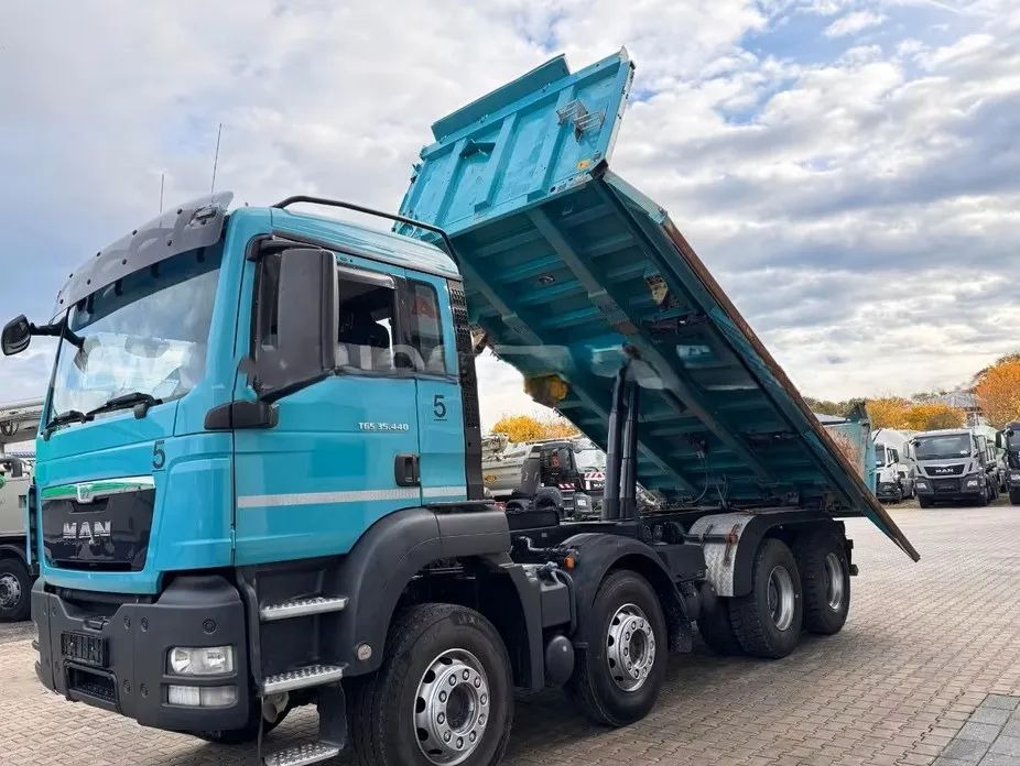 MAN TGS 35.440 / Meiller 3-stronny wywrotka / Bordmatik / 8x4 / Euro5 - Kippiauto kuorma-auto: kuva  MAN TGS 35.440 / Meiller 3-stronny wywrotka / Bordmatik / 8x4 / Euro5 - Kippiauto kuorma-auto MAN TGS 35.440 / Meiller 3-stronny wywrotka / Bordmatik / 8x4 / Euro5 - Kippiauto kuorma-auto: kuva  MAN TGS 35.440 / Meiller 3-stronny wywrotka / Bordmatik / 8x4 / Euro5 - Kippiauto kuorma-auto