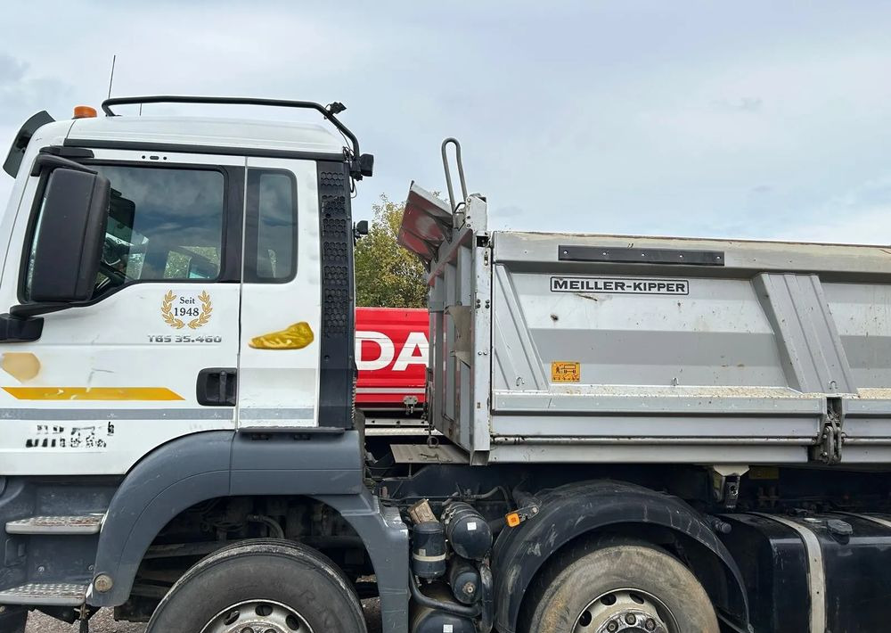 MAN TGS 35.460 8x4 | Wywrotka trójstronna MEILLER Bordmatik | Euro 6 - Kippiauto kuorma-auto: kuva MAN TGS 35.460 8x4 | Wywrotka trójstronna MEILLER Bordmatik | Euro 6 - Kippiauto kuorma-auto MAN TGS 35.460 8x4 | Wywrotka trójstronna MEILLER Bordmatik | Euro 6 - Kippiauto kuorma-auto: kuva MAN TGS 35.460 8x4 | Wywrotka trójstronna MEILLER Bordmatik | Euro 6 - Kippiauto kuorma-auto